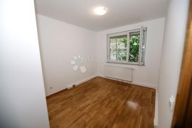 STAMBENI / POSLOVNI PROSTOR! LANIŠTE!, Novi Zagreb - Zapad, Apartamento