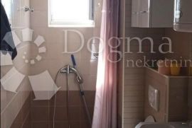 PREKRASAN APARTMAN BLIZU MORA, ROVANJSKA, Jasenice, شقة