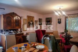 Useljiva uknjižena kuća u dobrom stanju ID#99965, Zvezdara, Famiglia