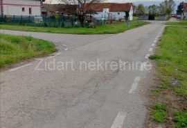 Petrovčić, odličan plac 11a, dozvoljena gradnja, Surčin, Land