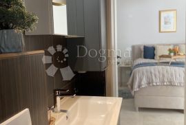 CRIKVENICA APARTMAN 106m2 SA POGLEDOM NA MORE, Crikvenica, Appartamento