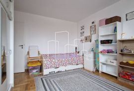 Trosoban stan Centar prodaja Bare Šip, Sarajevo Centar, Appartement