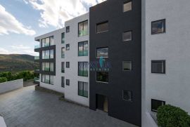 Opatija blizina centra luksuzni stanovi 3.kat, 4S+DB, 198.45 m2, Opatija, Flat