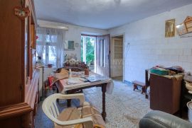 Kuća za renovaciju u Istri, Pavićini, Marčana, House