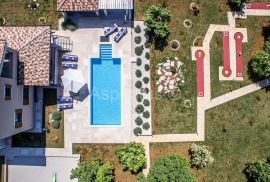Luksuzna vila sa bazenom na mirnoj lokaciji, Svetvinčenat, Istra, Svetvinčenat, Casa