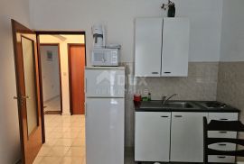 OTOK RAB, BARBAT - Kuća s apartmanima blizu plaža, Rab, Haus