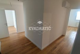 Lux Stan Vukov Spomenik, 4.0, Cg, 107m2, Bez provizije, Zvezdara, Appartment