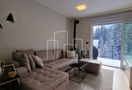 Opremljen i nov apartman Jahorina Dvorišta prodaja, Pale, Appartamento