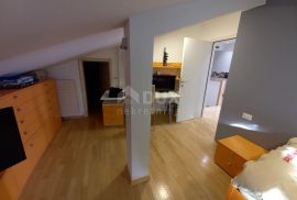 ISTRA - PULA, 4SS+DB Dvoetažni stan i dodatna stambena jedinica u prizemlju, Pula, Appartamento