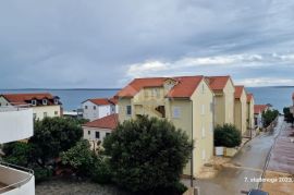 OTOK PAG, MANDRE apartman u novogradnji 2s+db s pogledom na more, Kolan, Apartamento