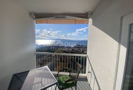 RIJEK, BULEVARD- moderno uređen stan s vlastitom garažom !, Rijeka, Appartement