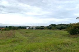 ŠTINJAN – ravna parcela, urbano/ruralna lokacija, Pula, Terreno