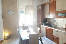 BULEVARD, stan 2S+DB u prekrasnoj vili na izuzetnoj lokaciji, Rijeka, Wohnung