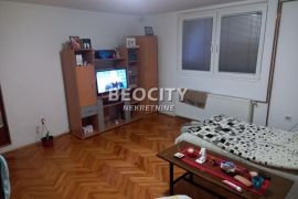 Voždovac, Medaković, Ignjata Joba, 3.5, 105m2, Voždovac, Famiglia