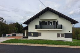 Obiteljska kuća; 85 m2 - Kutina, Kutina, Casa