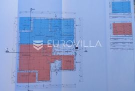 Valbandon, trosoban stan s terasom, parking mjesto, 114,20 m2, Fažana, Appartamento