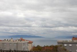 SRDOČI- stan 140m2 DB+3S s panoramskim pogledom na more + okućnica 175m2, Rijeka, Kвартира
