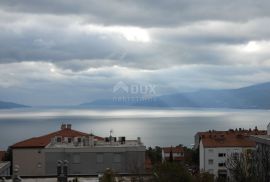SRDOČI- stan 140m2 DB+3S s panoramskim pogledom na more + okućnica 175m2 za najam, Rijeka, Apartamento