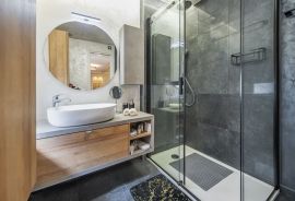 Predivan stan sa studio apartmanom u centru Rovinja, Rovinj, شقة