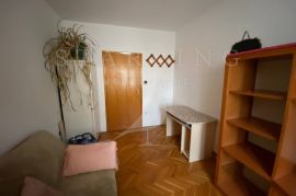 STAN, PRODAJA, ZAGREB, KUSTOŠIJA, 126 m2, 5-soban, Črnomerec, Apartamento