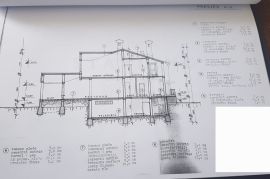 2 KUĆE SA POSLOVNIM PROSTOROM, PRODAJA, UMAG, 650 M2, Umag, Haus