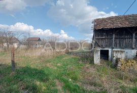 PETRIJEVCI, SATNICA, STARIJA KUĆA NA PARCELI 4391m2, Petrijevci, Maison