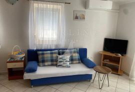 KUĆA S APARTMANIMA, PRODAJA, MEDULIN, 596 m2, Medulin, Ev