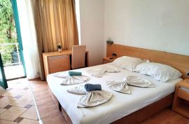 Hotel, pansion 100 metara do mora, Crikvenica, Crikvenica, العقارات التجارية