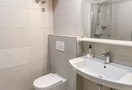 Novigrad, stan 2. red do mora!, Novigrad, Appartment