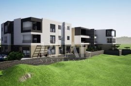 Stan 73,40m2 2S+DB+terasa 20m2 + vrt 46m2, Šibenik - Okolica, Appartamento