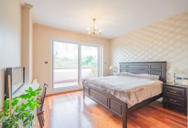 STAN, PENTHOUSE, PRODAJA, ZAGREB, VRHOVEC 130 m2, 4-soban, Črnomerec, Apartamento