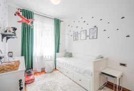 STAN, PENTHOUSE, PRODAJA, ZAGREB, VRHOVEC 130 m2, 4-soban, Črnomerec, Apartamento