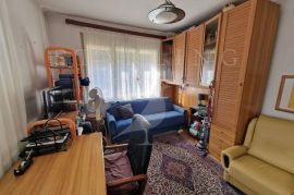 STAN, PRODAJA, ZAGREB, KRALJEVEC, 153 m2, 5-soban, Gornji Grad - Medveščak, Apartamento