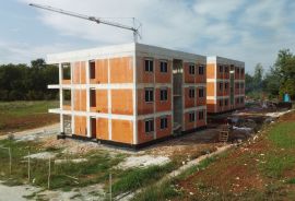 Stan s vrtom, 2.5km od centra i plaže, Poreč, Istra, Poreč, Appartement