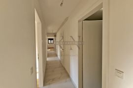 ZAGREB - REMETINEC - 2500EUR/m2 - NOVO - 4S STAN SA VRTOM!, Novi Zagreb - Zapad, Appartement