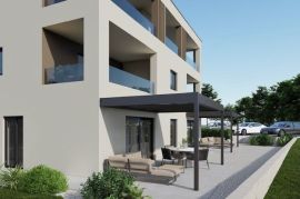 Stan s vrtom 800m od mora, Poreč, Poreč, Appartement