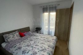 PRODAJA, STAN, MEDULIN, 196 M2, Medulin, Apartamento