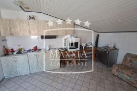 Vir - Restoran + stambeni objekt 361m2! Novo u ponudi! 399000€, Vir, Kuća