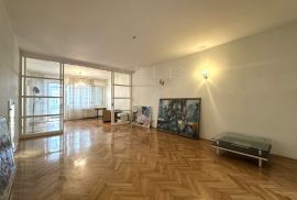 STAN, PRODAJA, ZAGREB, DONJI GRAD, 187 m2, 5-sobni, Donji Grad, Apartamento