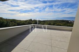 ECO Kostrena ,stan dvoetažan površine 197 m2,4S+db,balkon,terasa,garaža, Kostrena, Kвартира