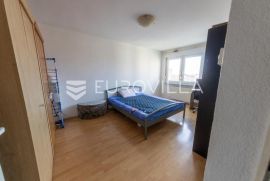 Osijek, Retfala, dvosoban stan površine 52,25 m2 na izuzetnoj lokaciji, Osijek, Kвартира