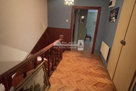 Kuća 360m2+30ari placa Šupla stena ID#1897, Voždovac, Kuća