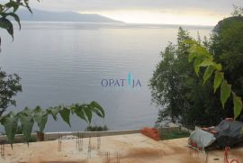 Opatijska rivijera, 1. red do mora, započeta gradnja hotela, Opatija, Zemljište