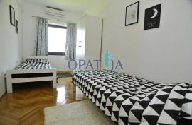 Pavlovac - za najam za 10 osoba, Opatija, Appartement