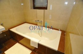 Pavlovac - za najam za 10 osoba, Opatija, Appartement