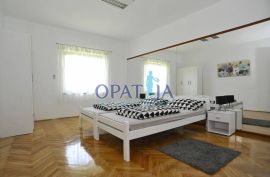 Pavlovac - za najam za 10 osoba, Opatija, Appartement