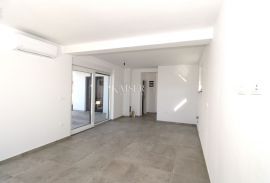 Vodnjan, Istra- moderna vila 114m2 s bazenom, Vodnjan, Дом