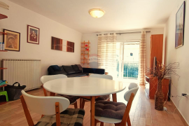 Rovinj, gospodski stan u centru s dvije garaže, Rovinj, Appartement