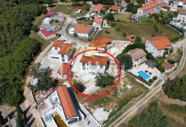 Kuća s bazenom i saunom u novogradnji, Poreč, Poreč, Casa