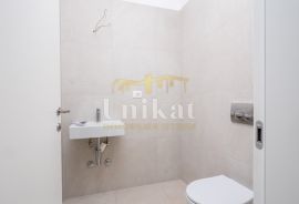 Prekrasna nova vila s bazenom i saunom, 303 m2 - ključ u ruke, Poreč, Casa